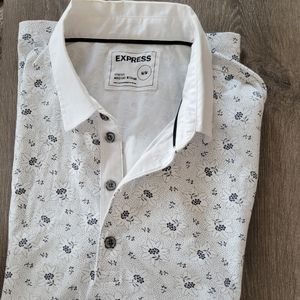 Mens Express Polo. Size M